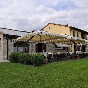 Moro Barel Farm stay